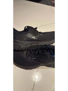 Brooks Adrenaline GTS Running Shoes 9.5